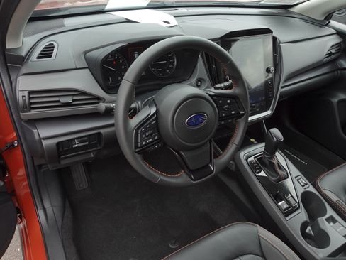 Certified 2025 Subaru Crosstrek 2.5i Limited AWD/4WD image 9