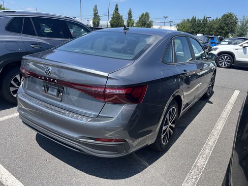 New 2025 Volkswagen Jetta Sport image 6