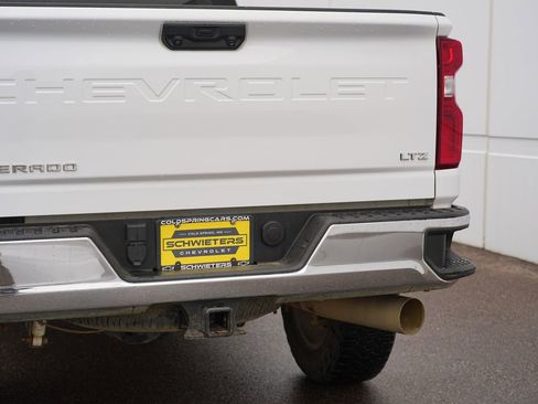 Used 2022 Chevrolet Silverado 3500 LTZ AWD/4WD image 10