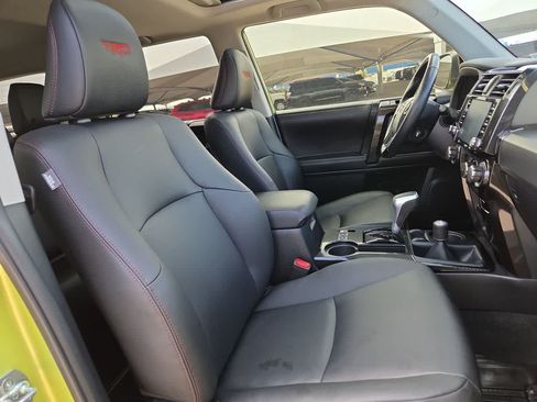 Certified 2023 Toyota 4Runner TRD Off-Road Premium w/ Moonroof Package AWD/4WD image 18