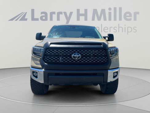 Used 2020 Toyota Tundra SR5 w/ TRD Off-Road Package AWD/4WD image 8