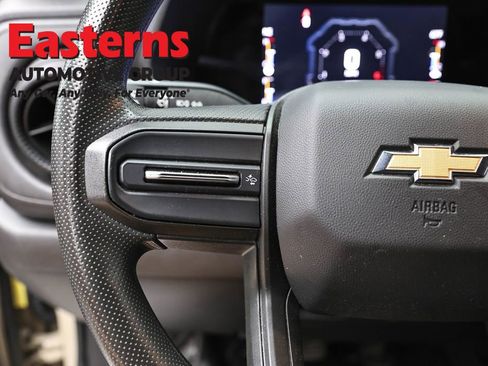 Used 2023 Chevrolet Colorado W/T RWD image 14
