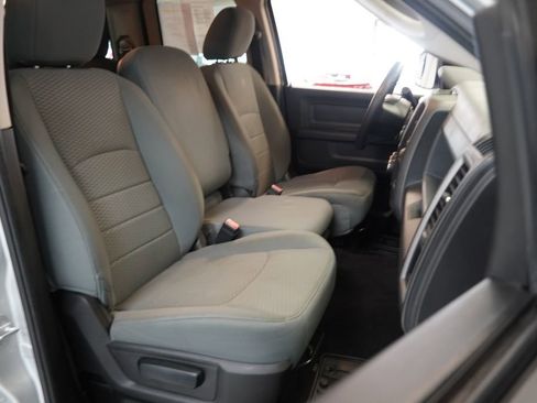 Used 2014 RAM 1500 Express image 31