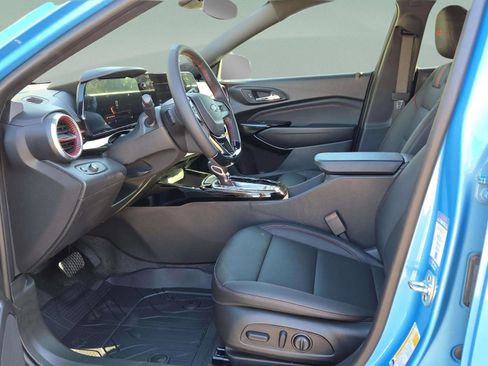 New 2026 Chevrolet Trax RS w/ Driver Confidence Package image 16