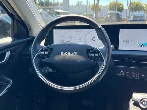 Certified 2024 Kia EV6 Light AWD/4WD image 12