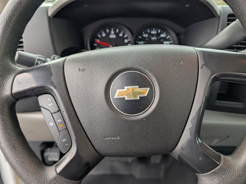 Used 2013 Chevrolet Silverado 1500 W/T image 16