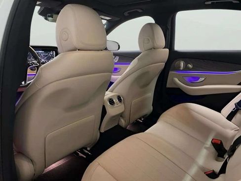 Used 2023 Mercedes-Benz E 350 Sedan w/ Premium Package image 19