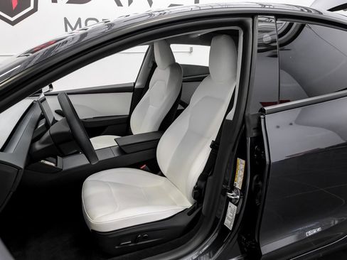 Used 2025 Tesla Model 3 Long Range image 26