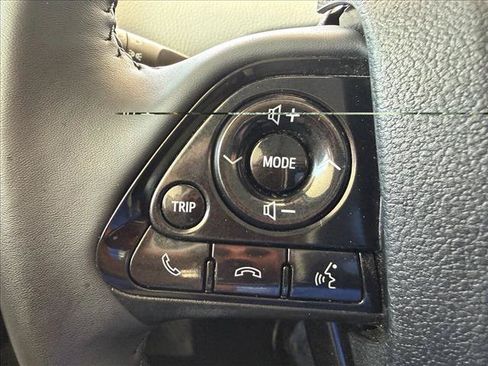 Used 2019 Toyota Prius Limited w/ Premium Convenience Package FWD image 17