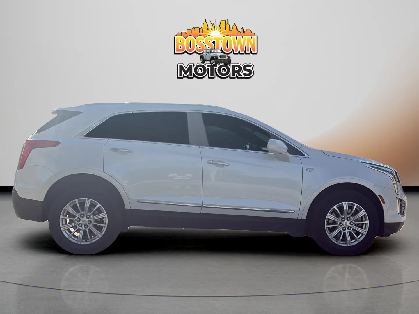Used 2018 Cadillac XT5 FWD image 9