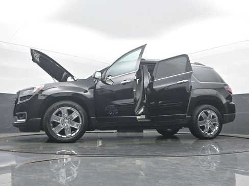 Used 2017 GMC Acadia Limited SLT image 61