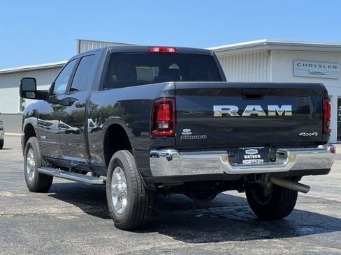 Used 2026 RAM 2500 Big Horn AWD/4WD image 10