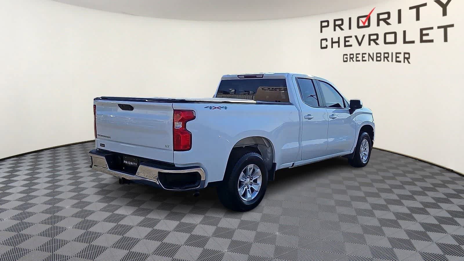 Certified 2019 Chevrolet Silverado 1500 LT w/ Convenience Package AWD/4WD image 8