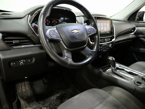 Used 2018 Chevrolet Traverse LT image 11