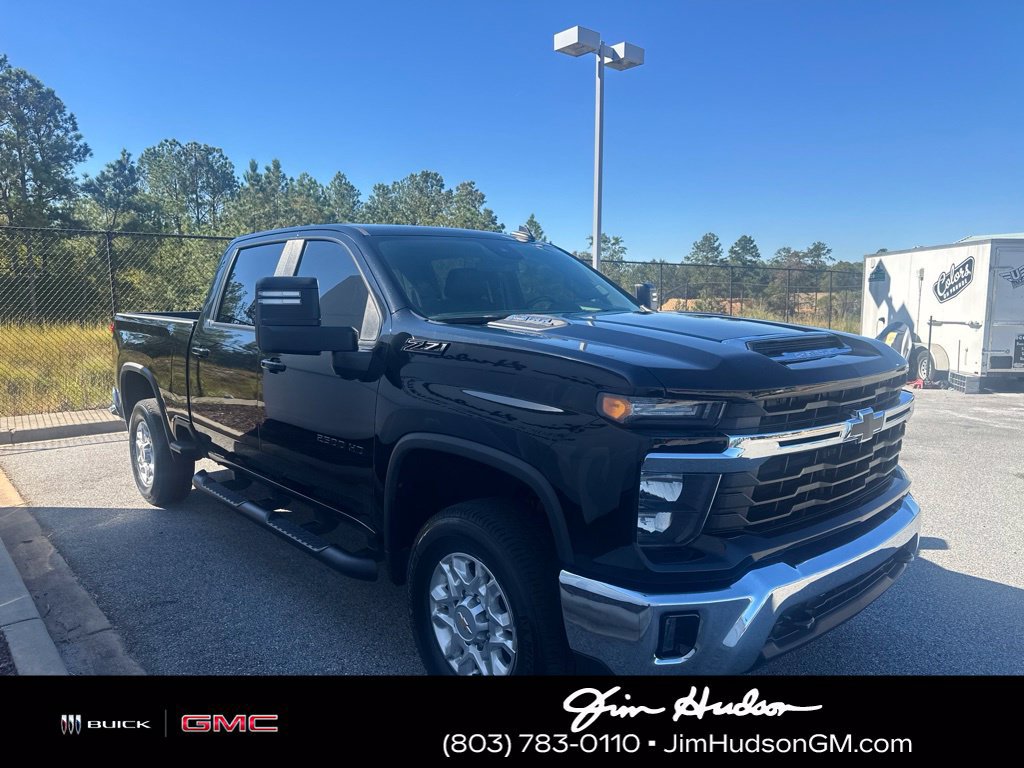 Certified 2025 Chevrolet Silverado 2500 LT AWD/4WD image 1