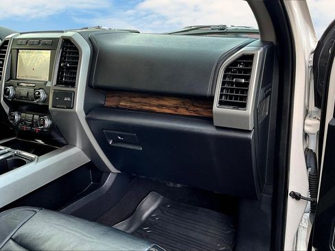 Used 2019 Ford F150 Lariat w/ Equipment Group 502A Luxury image 18