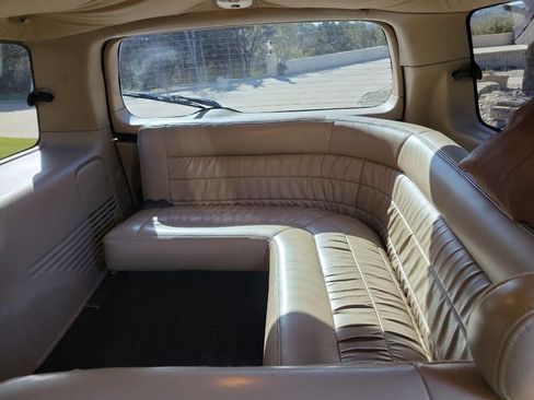 Used 2002 Ford Excursion XLT image 17