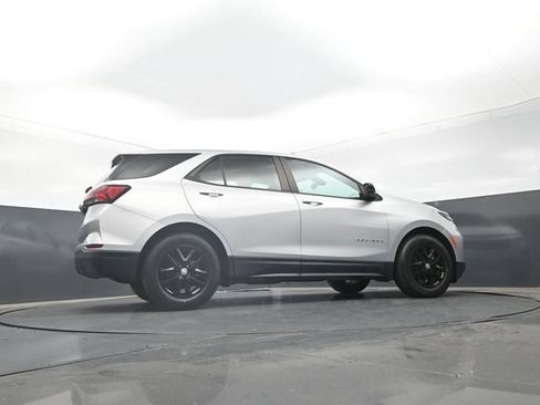 Used 2022 Chevrolet Equinox LS w/ LPO, Floor Liner Package FWD image 29