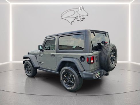 Used 2020 Jeep Wrangler Sport AWD/4WD image 3