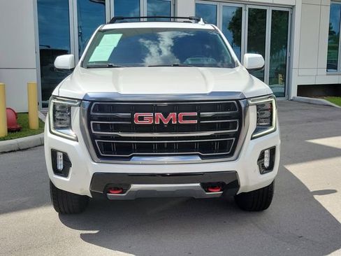 Used 2022 GMC Yukon AT4 w/ Technology Package AWD/4WD image 2