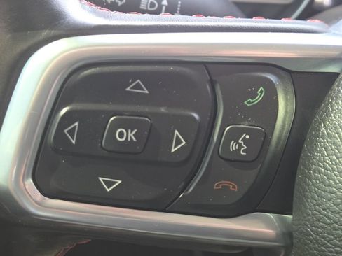 Used 2023 Jeep Gladiator Rubicon w/ Cold Weather Group AWD/4WD image 30