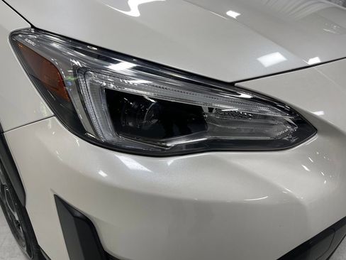 Used 2022 Subaru Crosstrek 2.5i Limited w/ Moonroof Package 2 AWD/4WD image 10