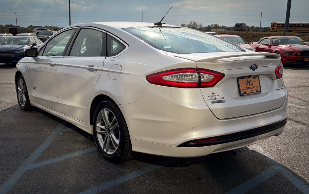 Used 2016 Ford Fusion Energi Titanium w/ Driver Assist Package FWD image 24