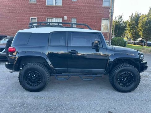 Used 2007 Toyota FJ Cruiser 4WD image 4