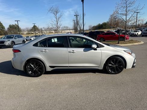 Used 2024 Toyota Corolla SE image 5