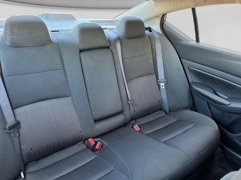 Used 2025 Nissan Altima 2.5 SV FWD image 28