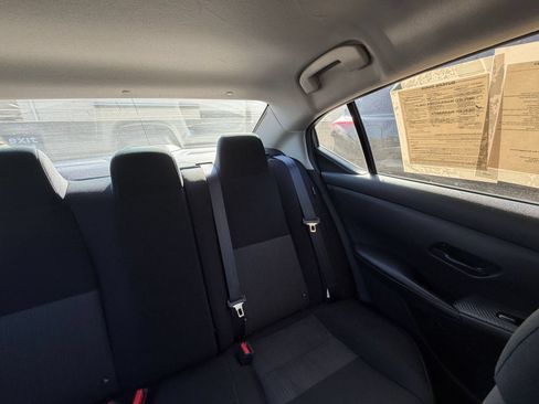 Used 2025 Nissan Sentra SV FWD image 36