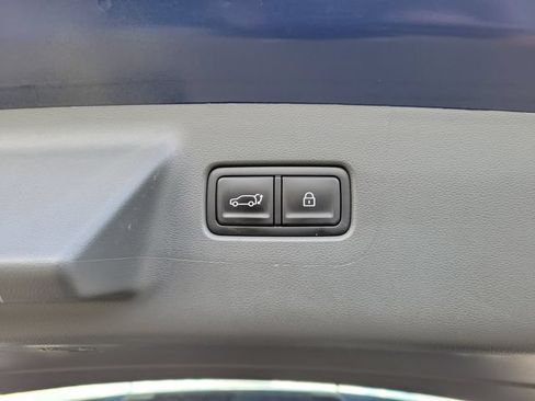 Used 2026 Hyundai Santa Fe SEL FWD image 6