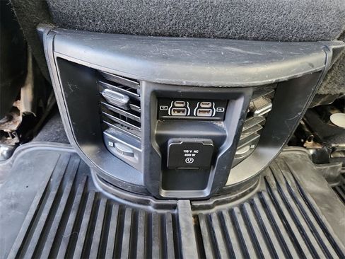 Used 2021 RAM 3500 Laramie image 21