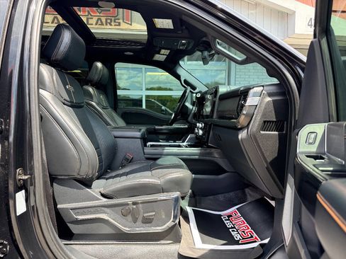 Used 2023 Ford F450 Platinum w/ FX4 Off-Road Package AWD/4WD image 43