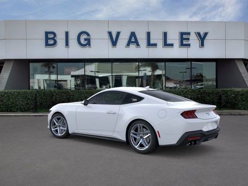 New 2025 Ford Mustang Coupe image 4