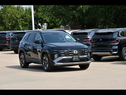 Used 2026 Hyundai Tucson SEL FWD image 1