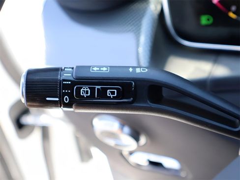 New 2025 Mercedes-Benz GLC 43 AMG GLC 43 AMG image 37