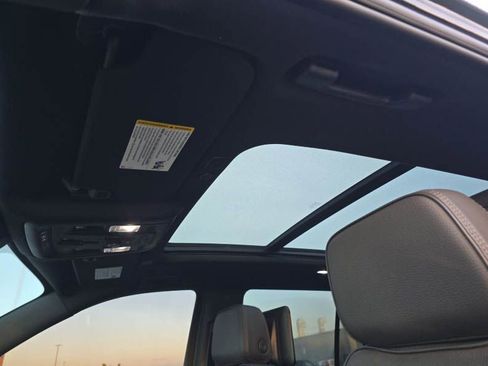 Used 2023 GMC Yukon Denali w/ Denali Reserve Package image 7