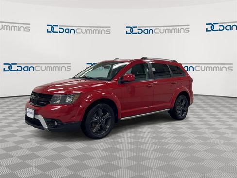 Used 2020 Dodge Journey Crossroad image 4