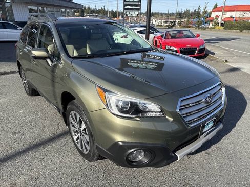 Used 2016 Subaru Outback 2.5i Limited AWD/4WD image 14