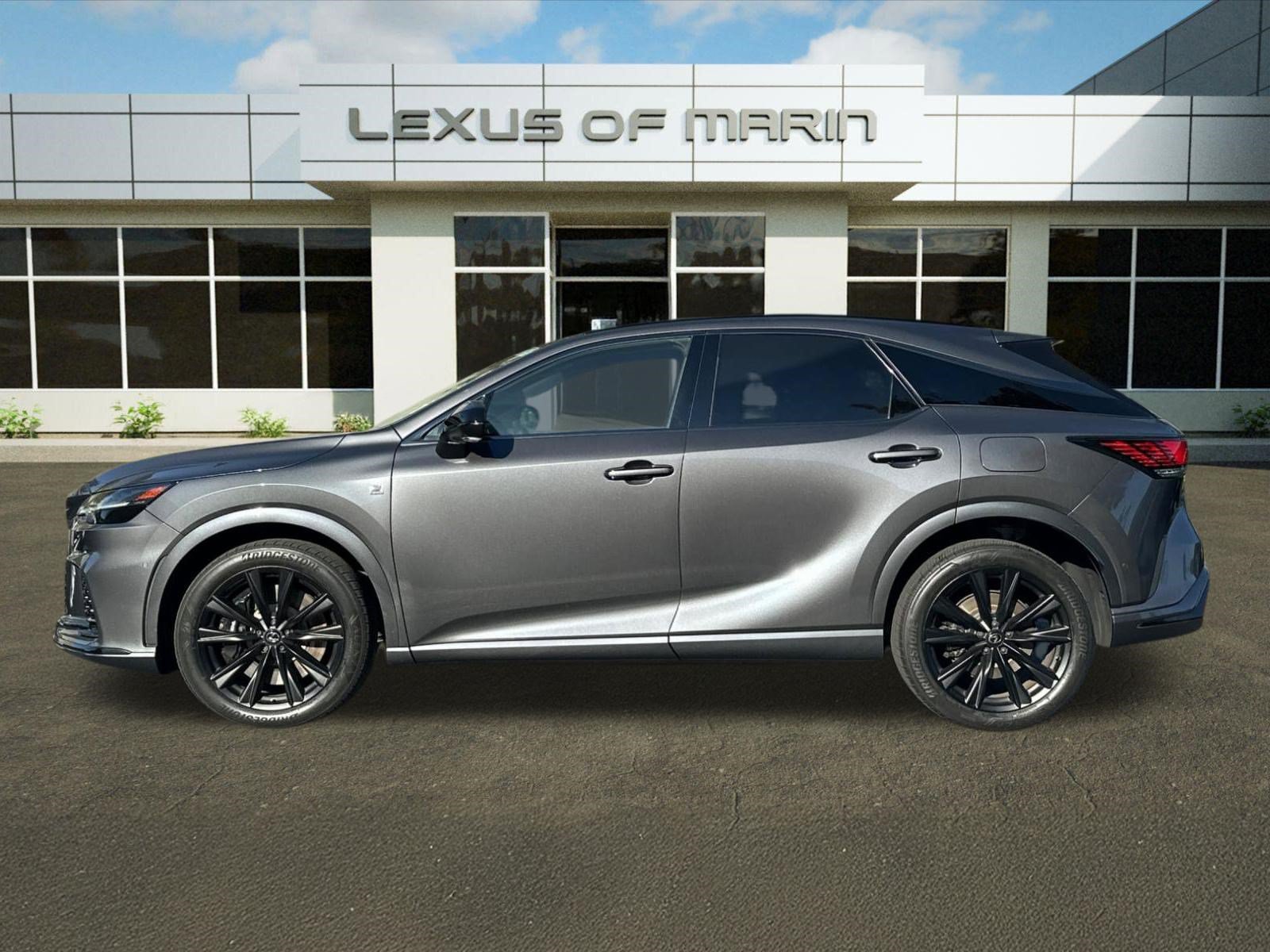 Used 2024 Lexus RX 500h F Sport w/ Convenience Package AWD/4WD image 2