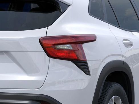 New 2026 Chevrolet Trax LS image 11