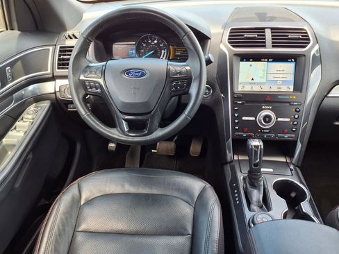 Used 2019 Ford Explorer Sport AWD/4WD image 6