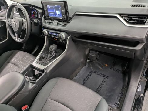 Used 2020 Toyota RAV4 XLE w/ Convenience Package AWD/4WD image 33