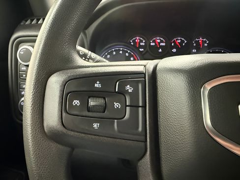 Used 2022 GMC Sierra 1500 Pro w/ 1SA Safety Plus Package AWD/4WD image 10