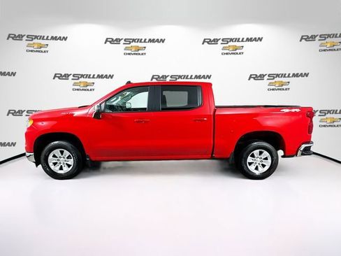Used 2025 Chevrolet Silverado 1500 LT image 4