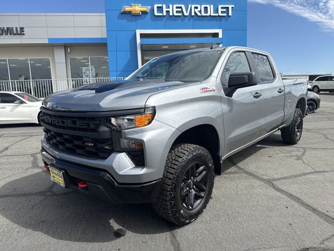 New 2026 Chevrolet Silverado 1500 Custom Trail Boss AWD/4WD image 1