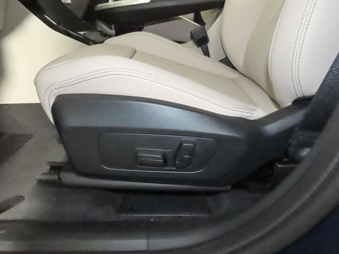 Used 2025 BMW X1 xDrive28i w/ Convenience Package AWD/4WD image 14