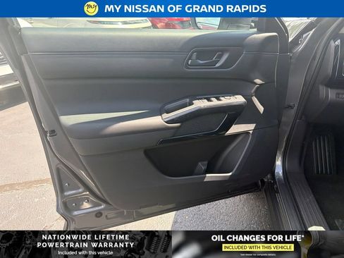 New 2026 Nissan Pathfinder SV AWD/4WD image 11