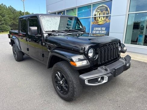 Used 2023 Jeep Gladiator Sport AWD/4WD image 1
